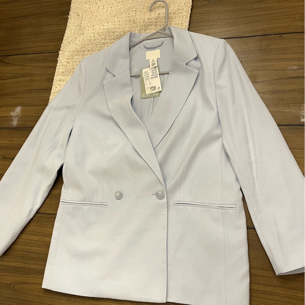 Women’s H&M Light Blue Blazer - Size smalll - NWT